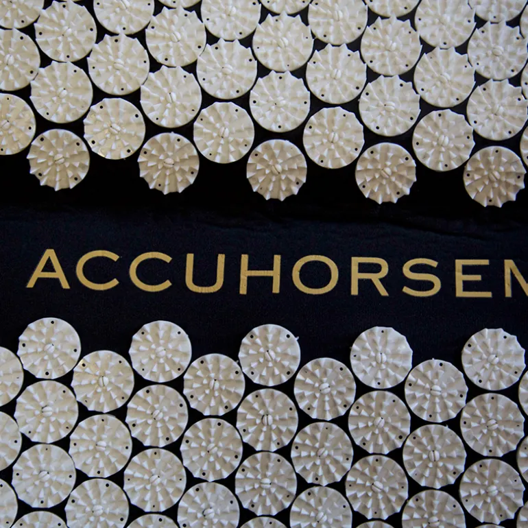 Accuhorsemat Cooler inkl. Akupressurmatten