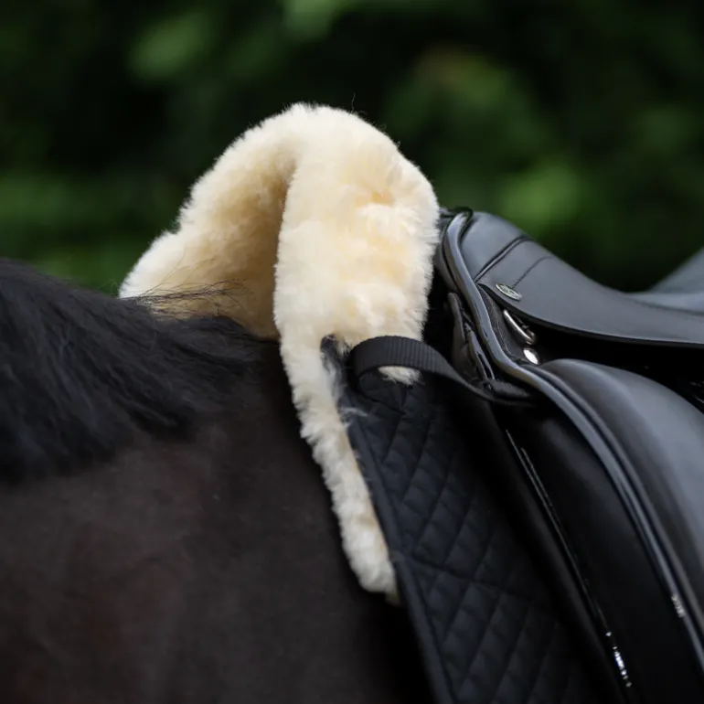 Schabracke - Lammfell mit innenliegenden Taschen